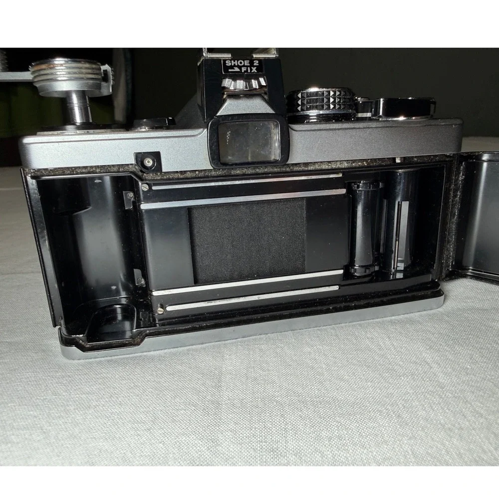 Vintage Olympus OM-2 MD 35mm SLR Film Camera Body Chrome Tested READ